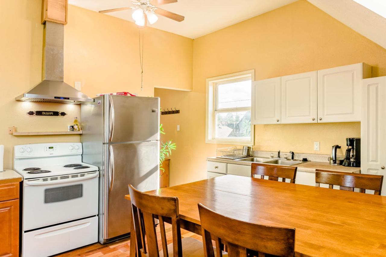 Urban Lodge, Quiet, Walkable, Near